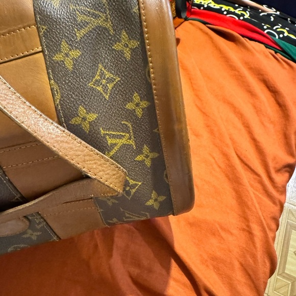 Louis Vuitton Brown Monogram Bucket Bag - Picture 5 of 13